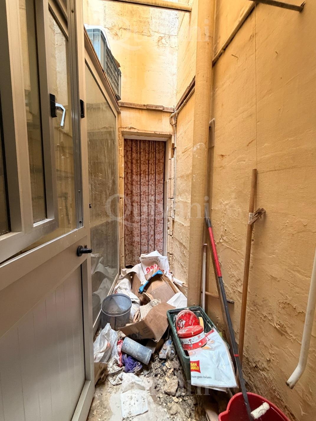Qormi Shop