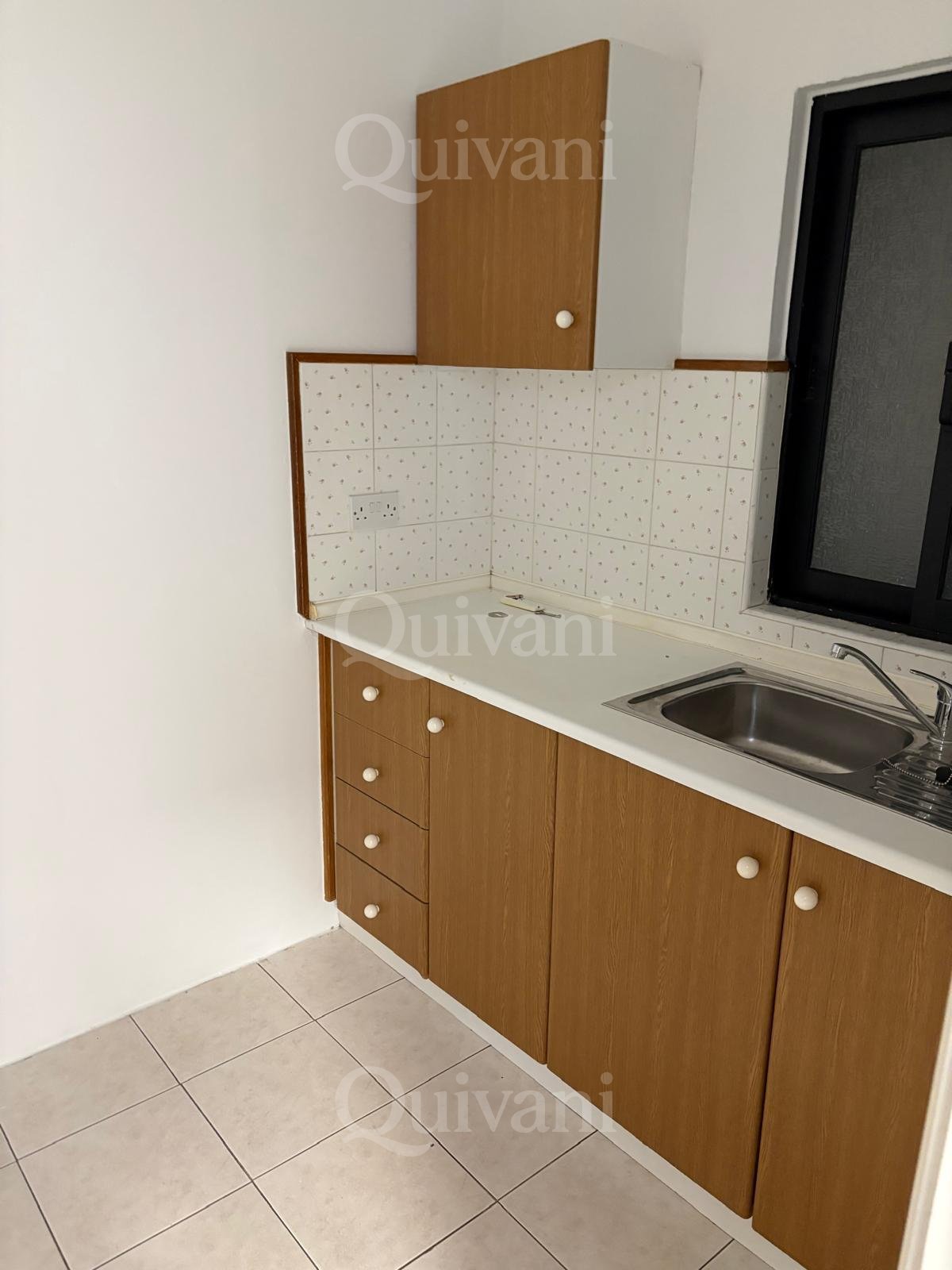 Gzira Office with Garage