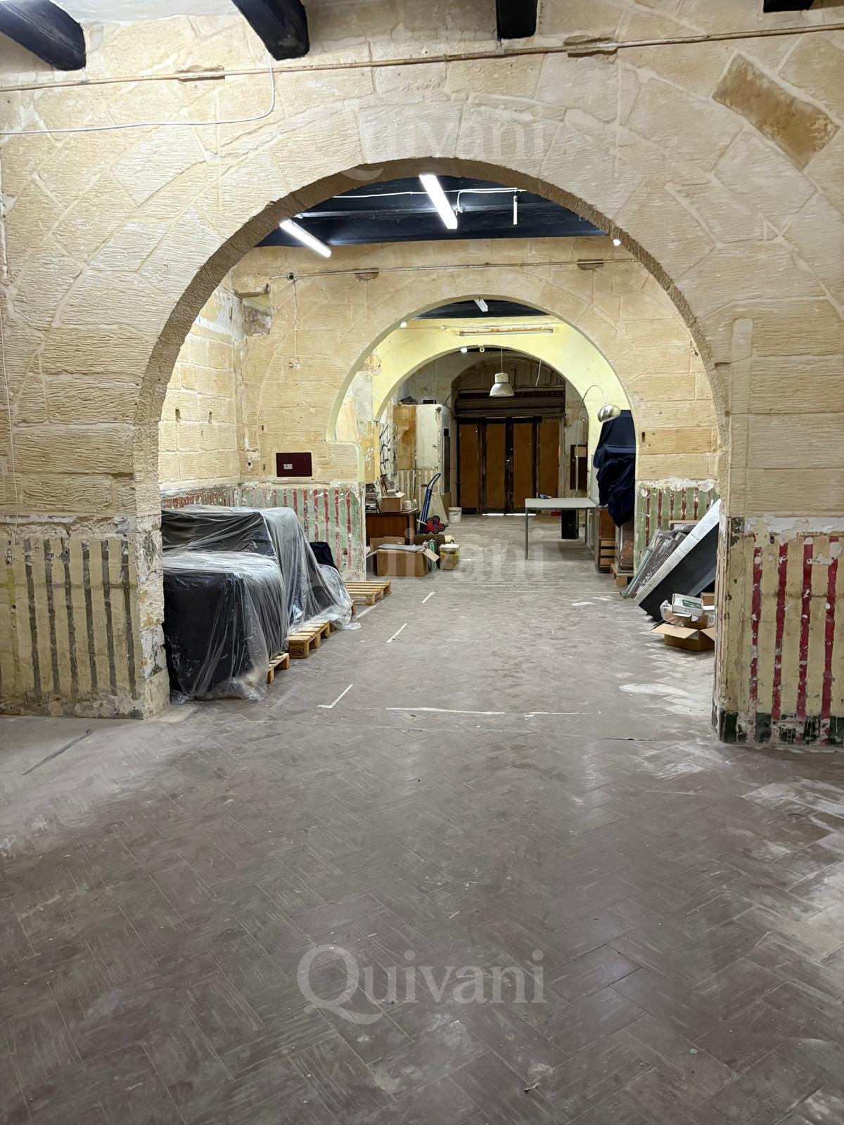 Valletta Needs Refurbishment Bar/Restaurant