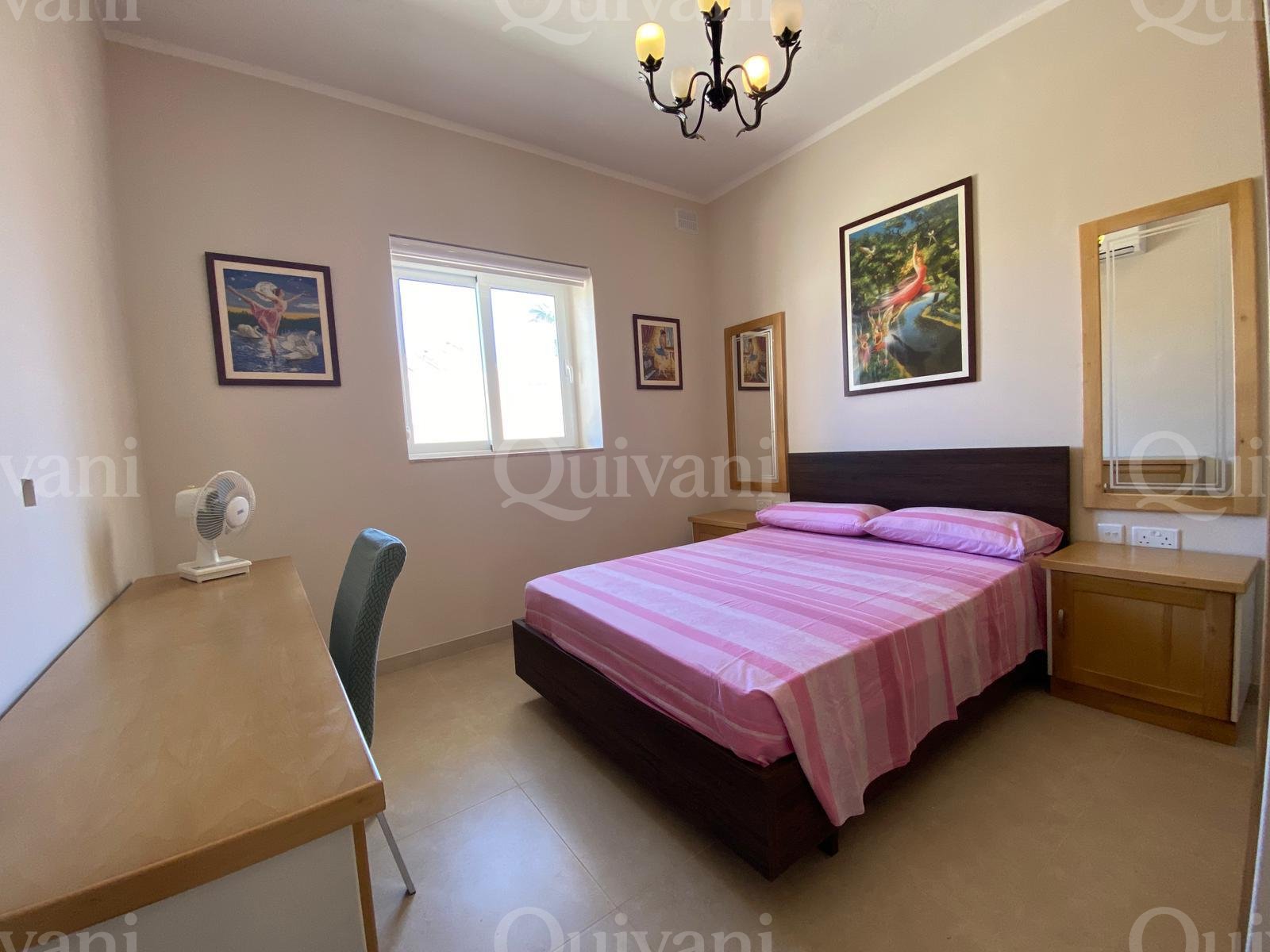 Qawra, Maisonette