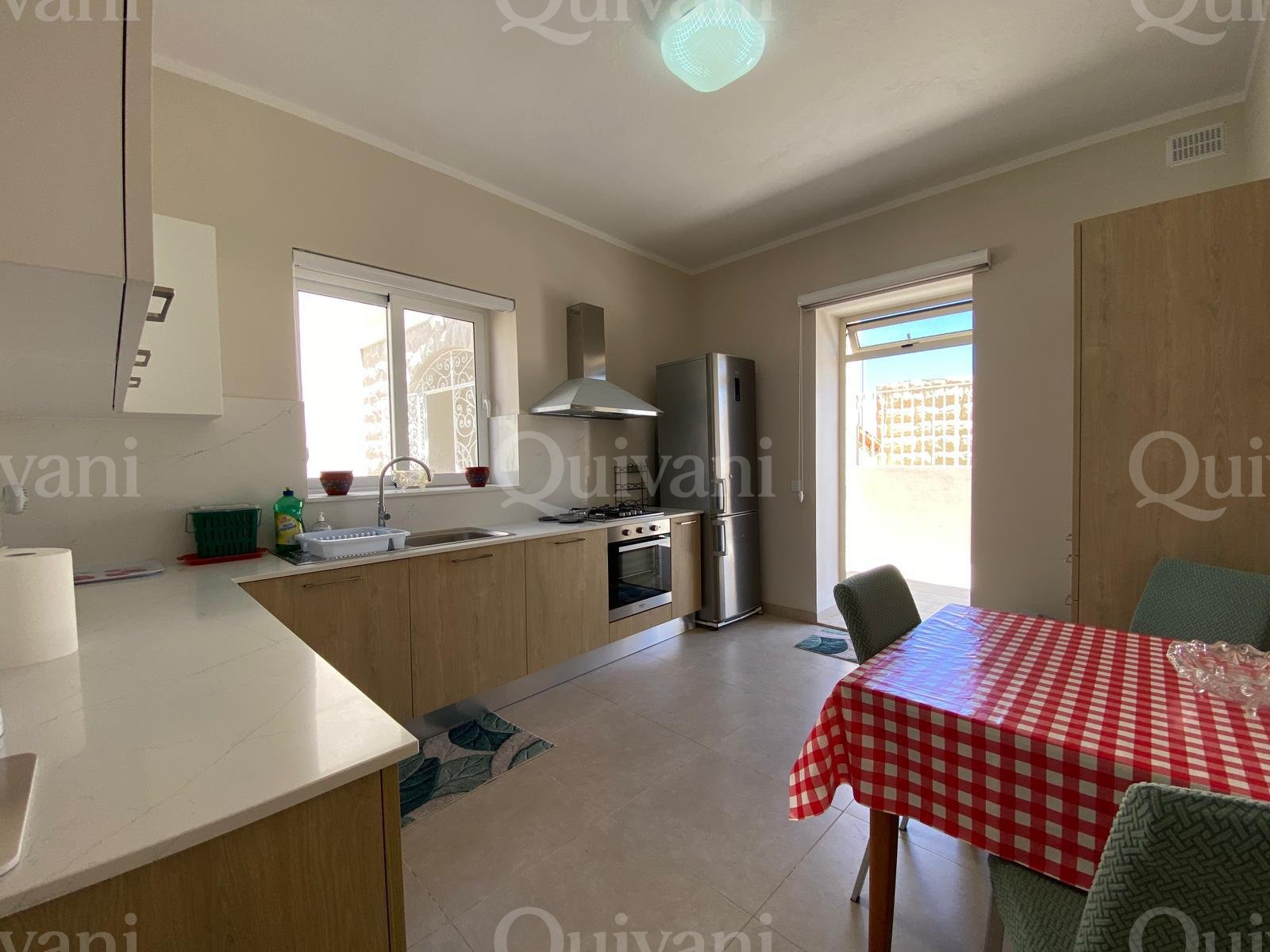 Qawra, Maisonette