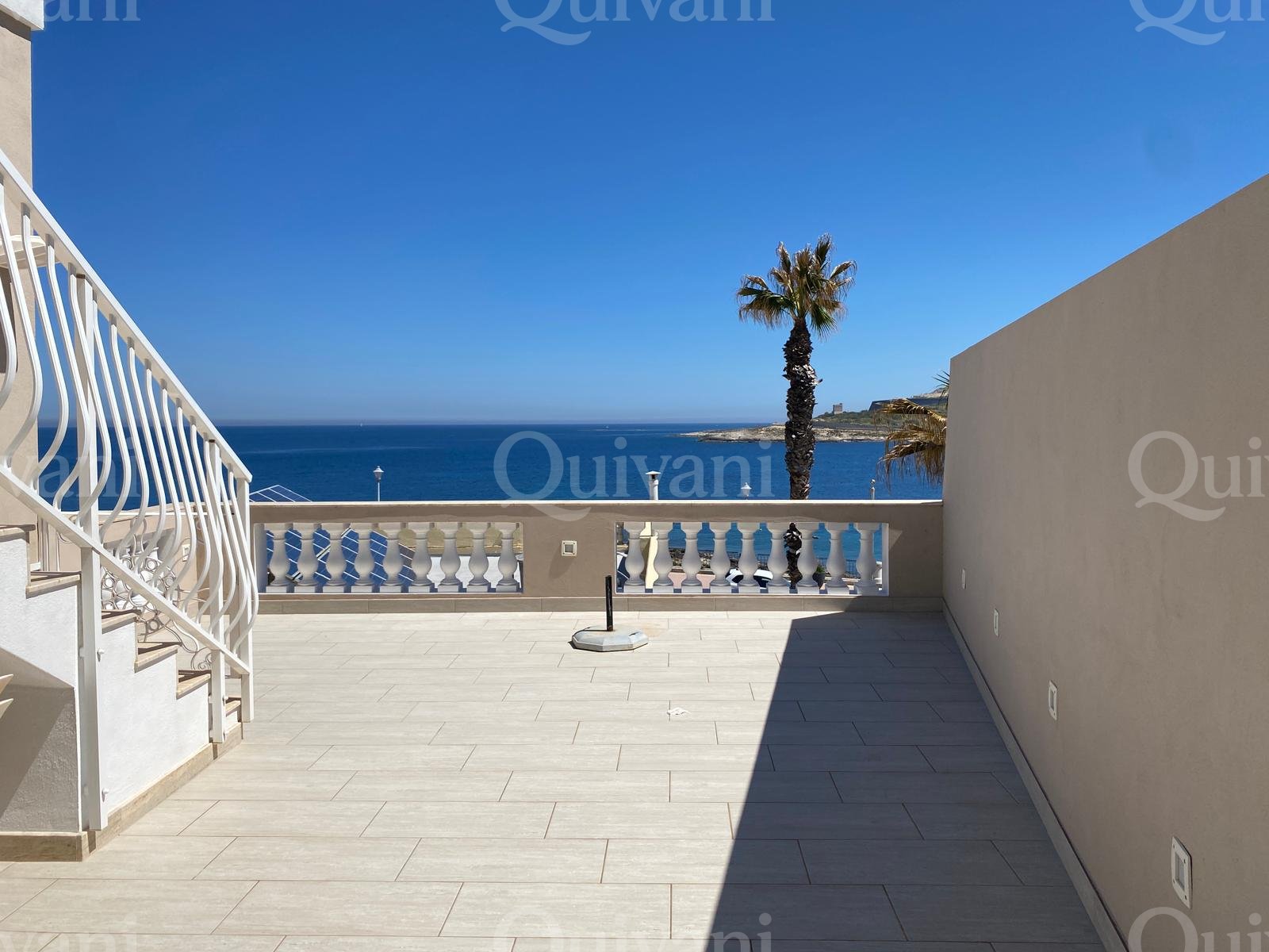 Qawra, Maisonette