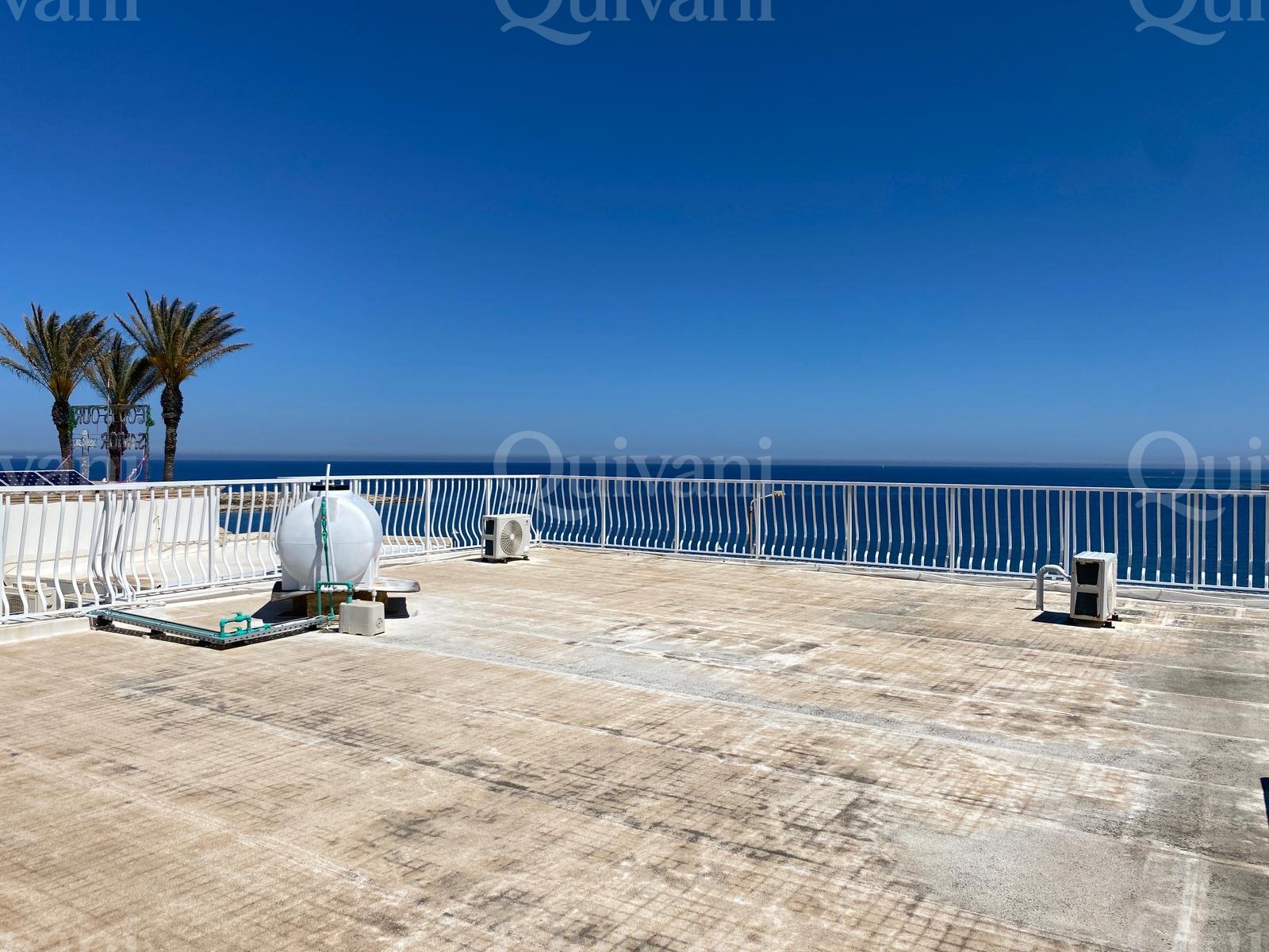 Qawra, Maisonette