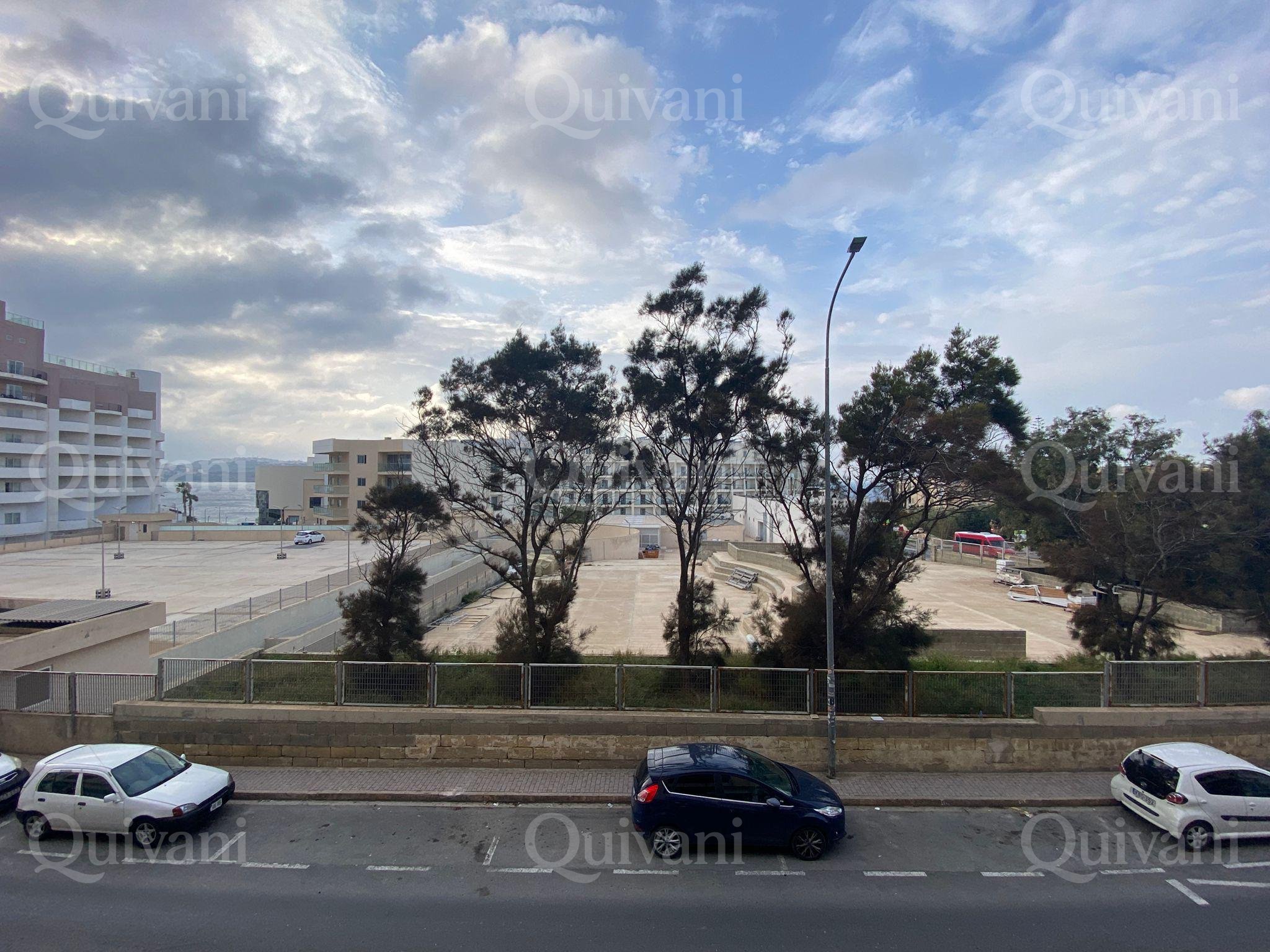 Qawra, Apartment