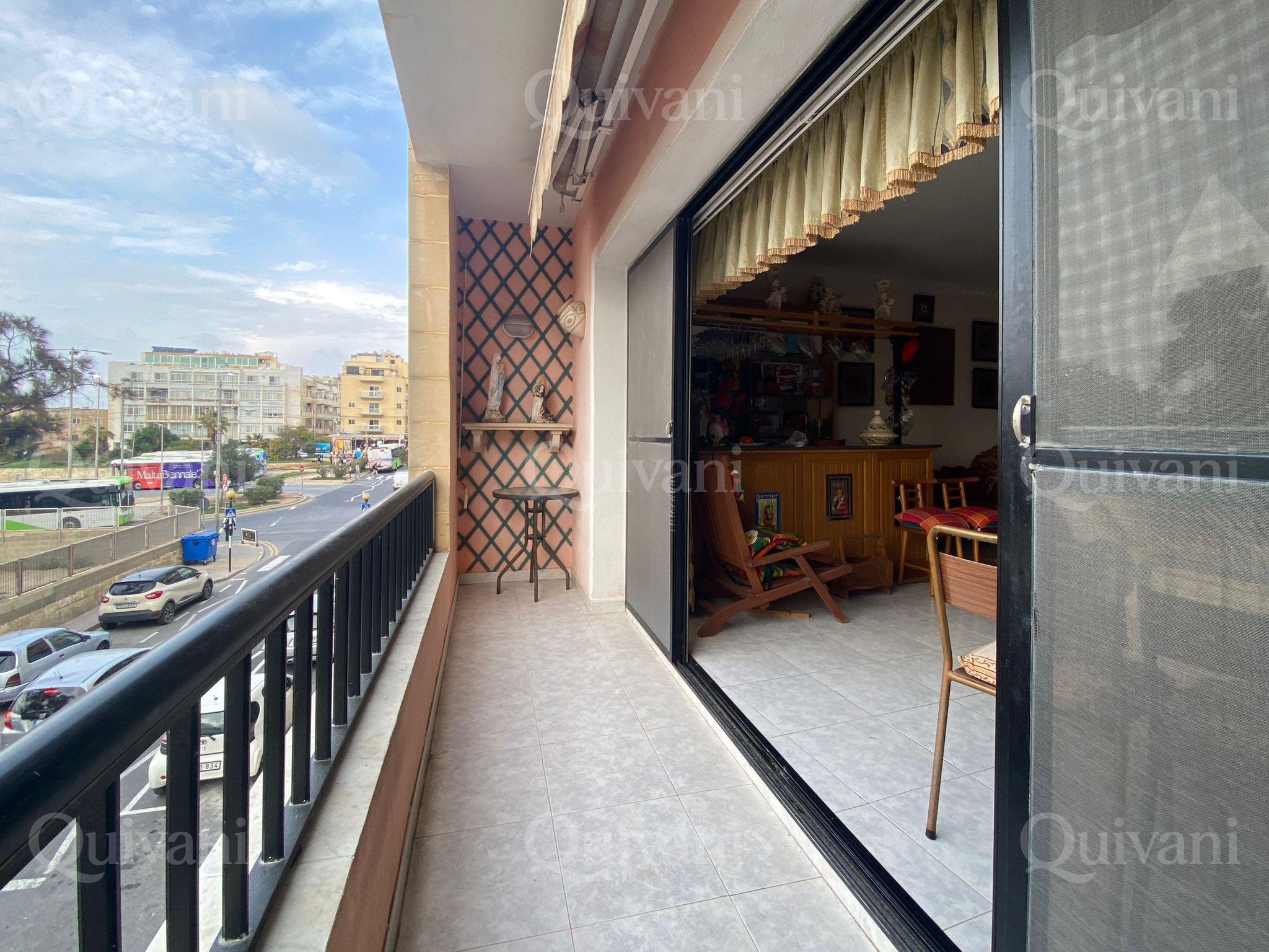 Qawra, Apartment