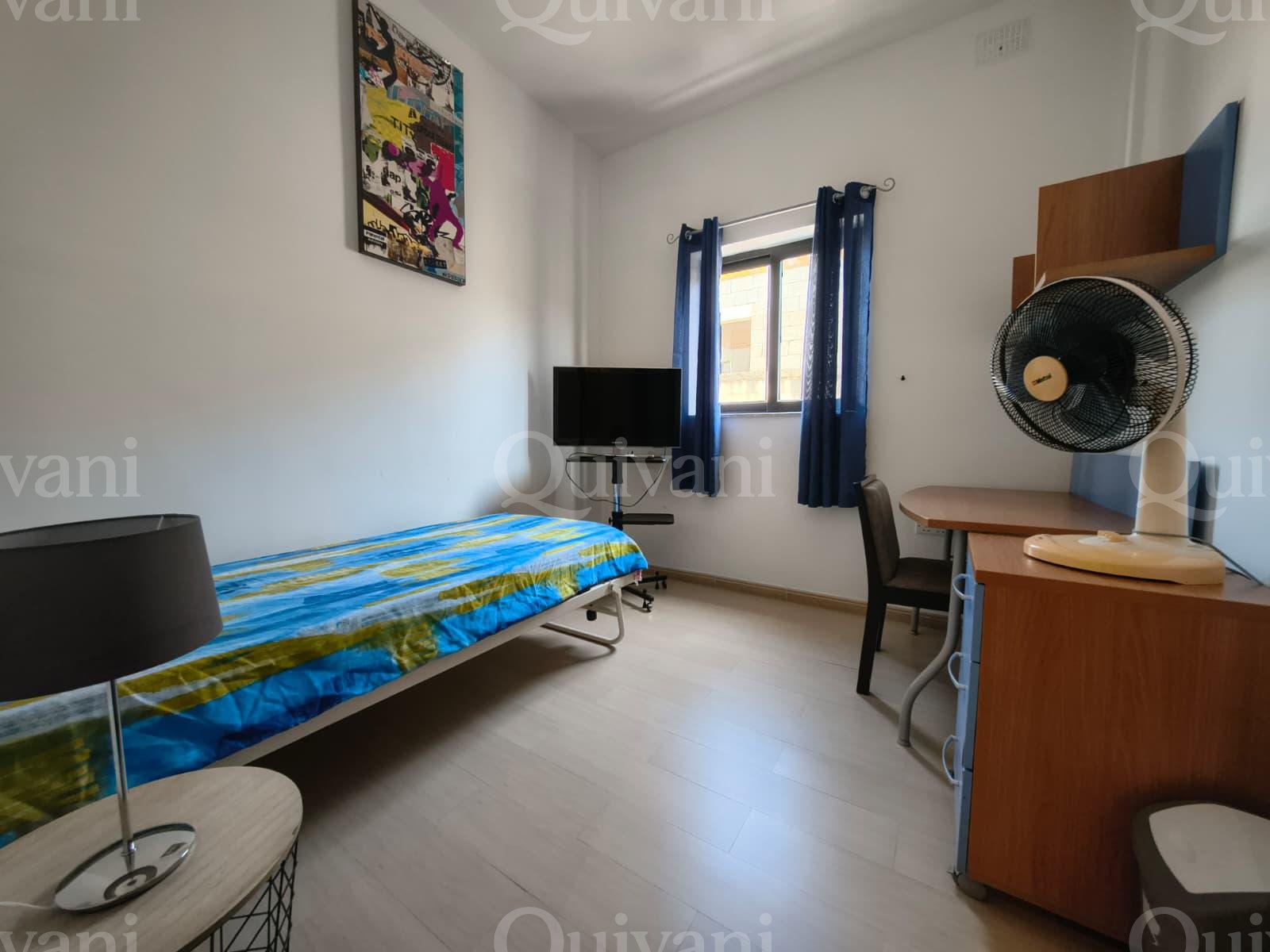 Large Modern Duplex Maisonette in Pembroke