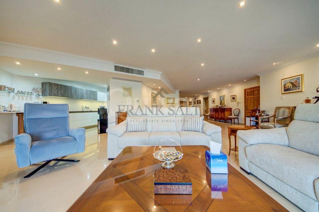 Vittoriosa, Apartment