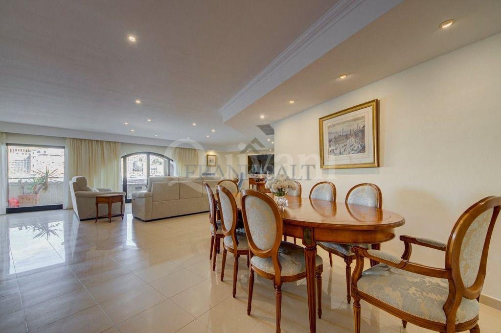 Vittoriosa, Apartment