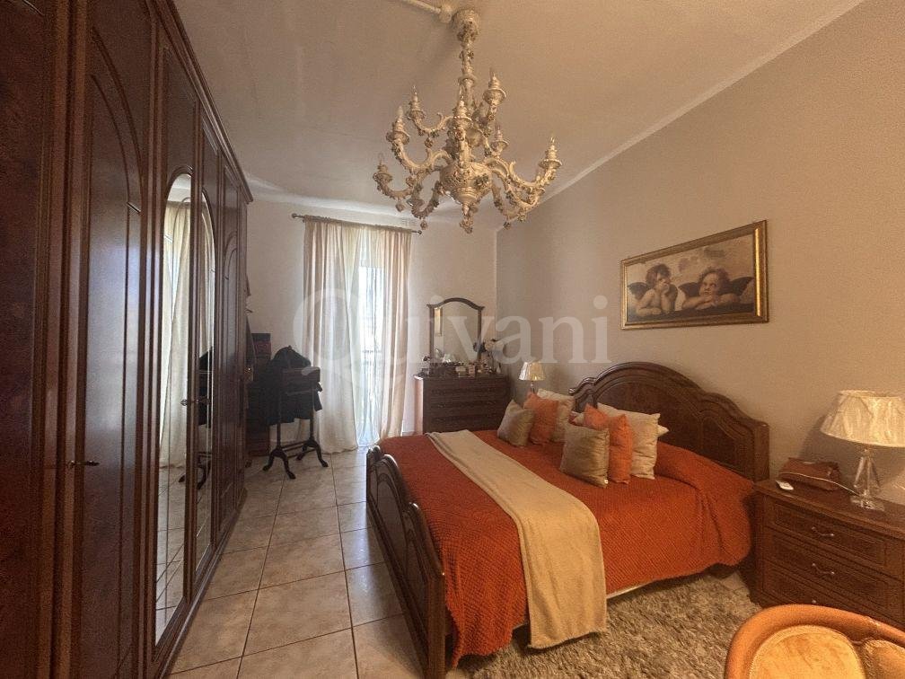 Valletta, 3-4 bedroom APARTMENT