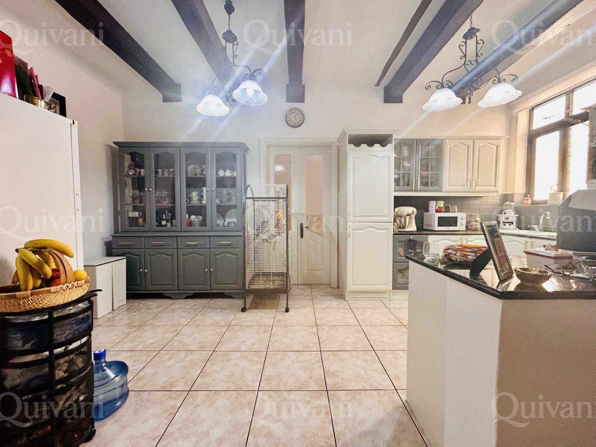 Valletta, 3-4 bedroom APARTMENT