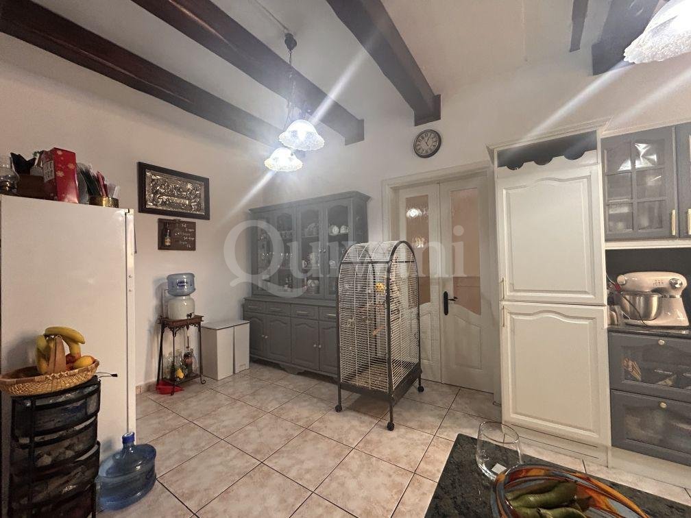 Valletta, 3-4 bedroom APARTMENT