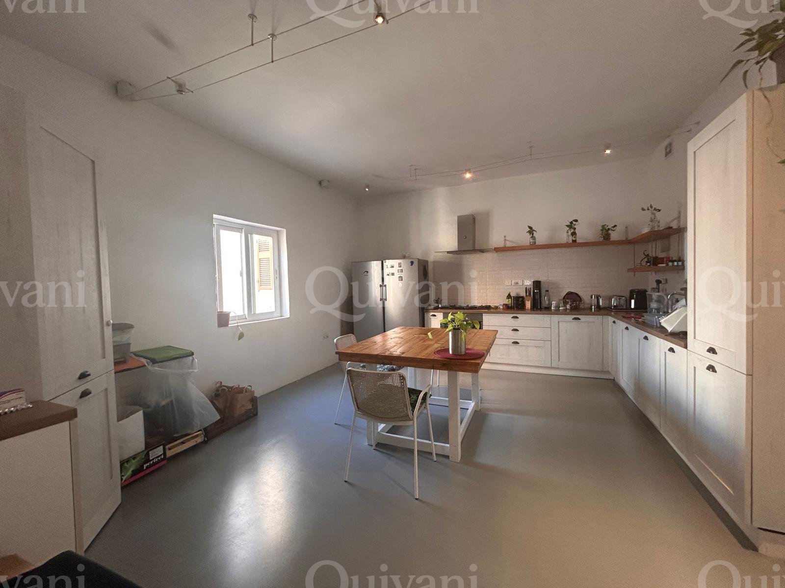 Hamrun - Solitary Maisonette with own roof and airspace