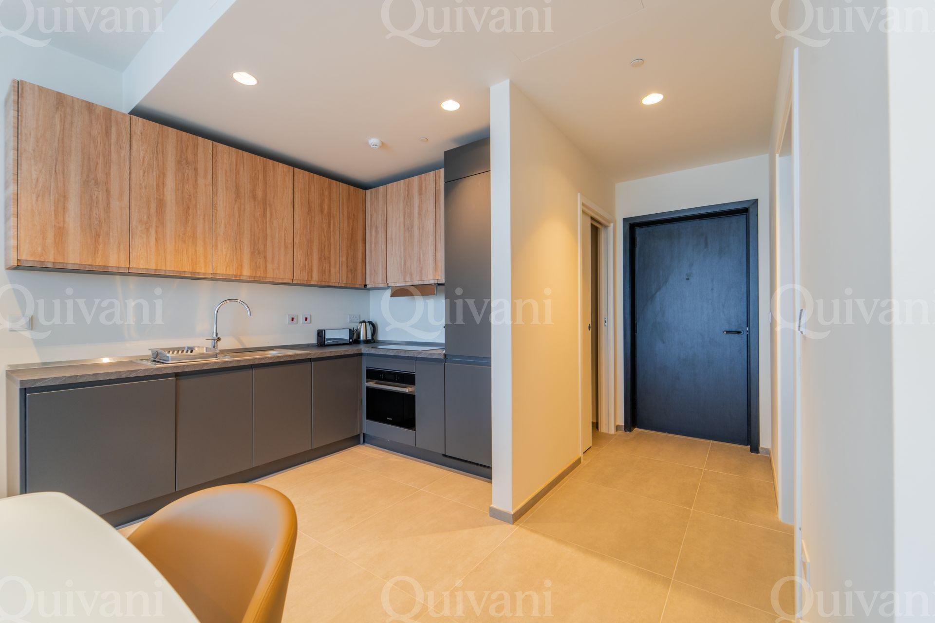 Mercury Towers, Furnished, Apartment