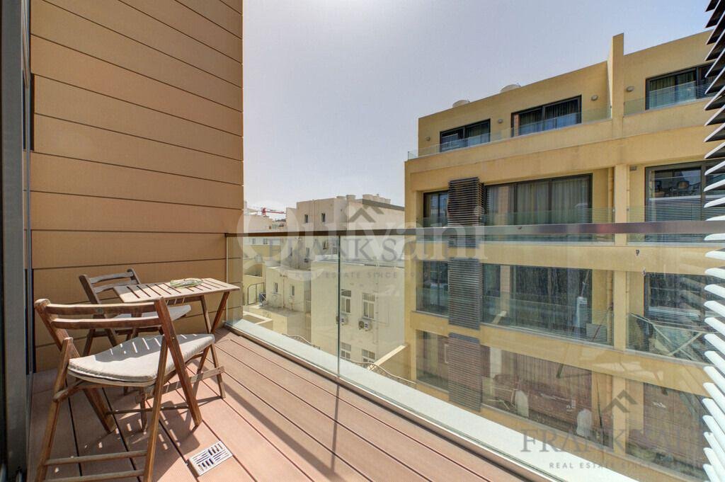 Portomaso, Finished, Apartment