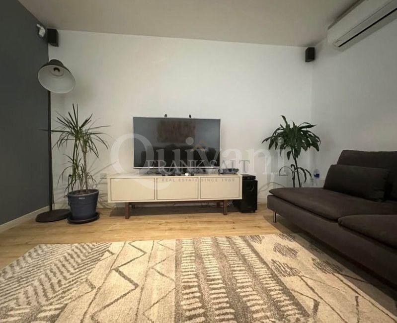 Bahar ic-Caghaq, Finished, Apartment