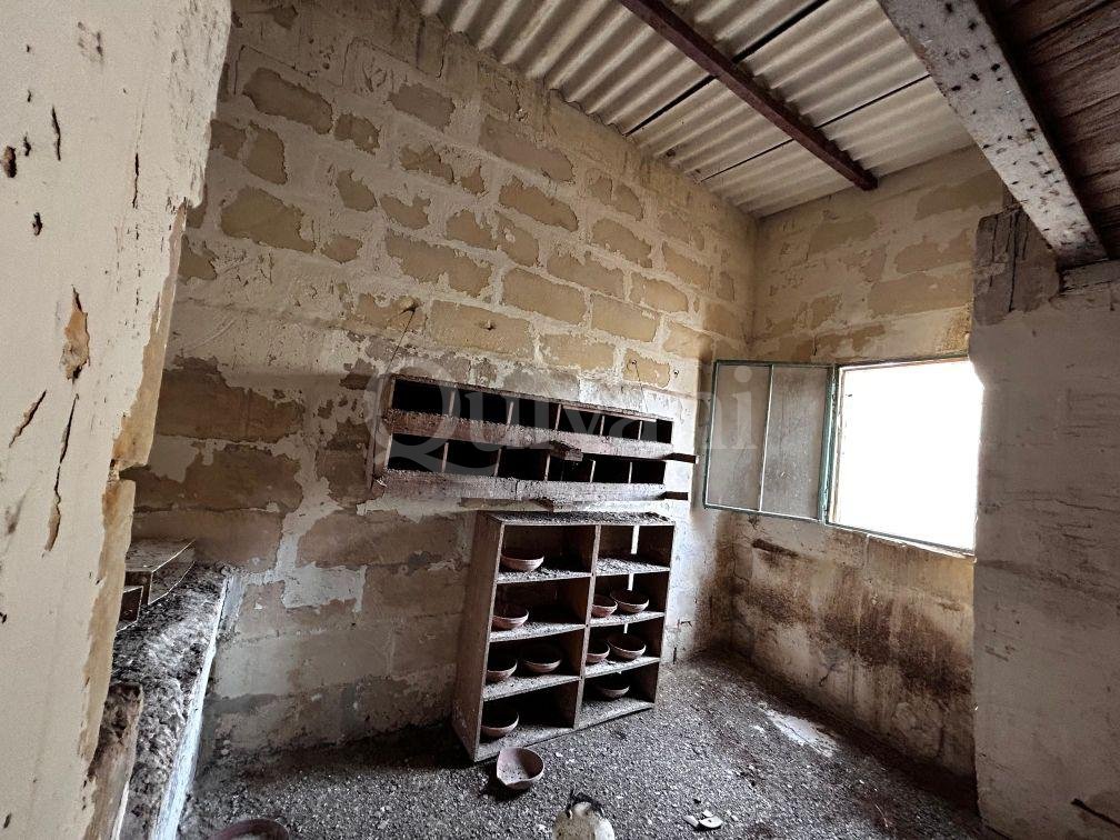 Mqabba - Unconverted House of Character