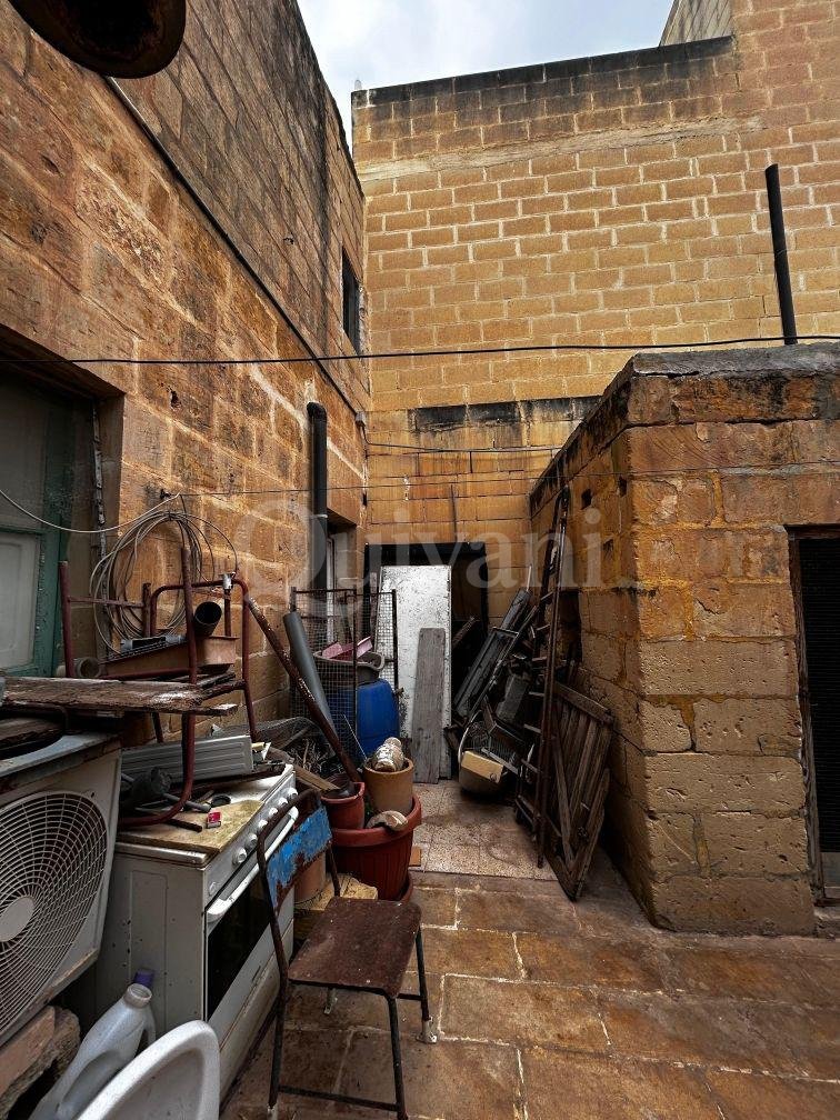 Mqabba - Unconverted House of Character