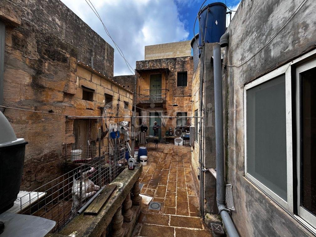 Mqabba - Unconverted House of Character