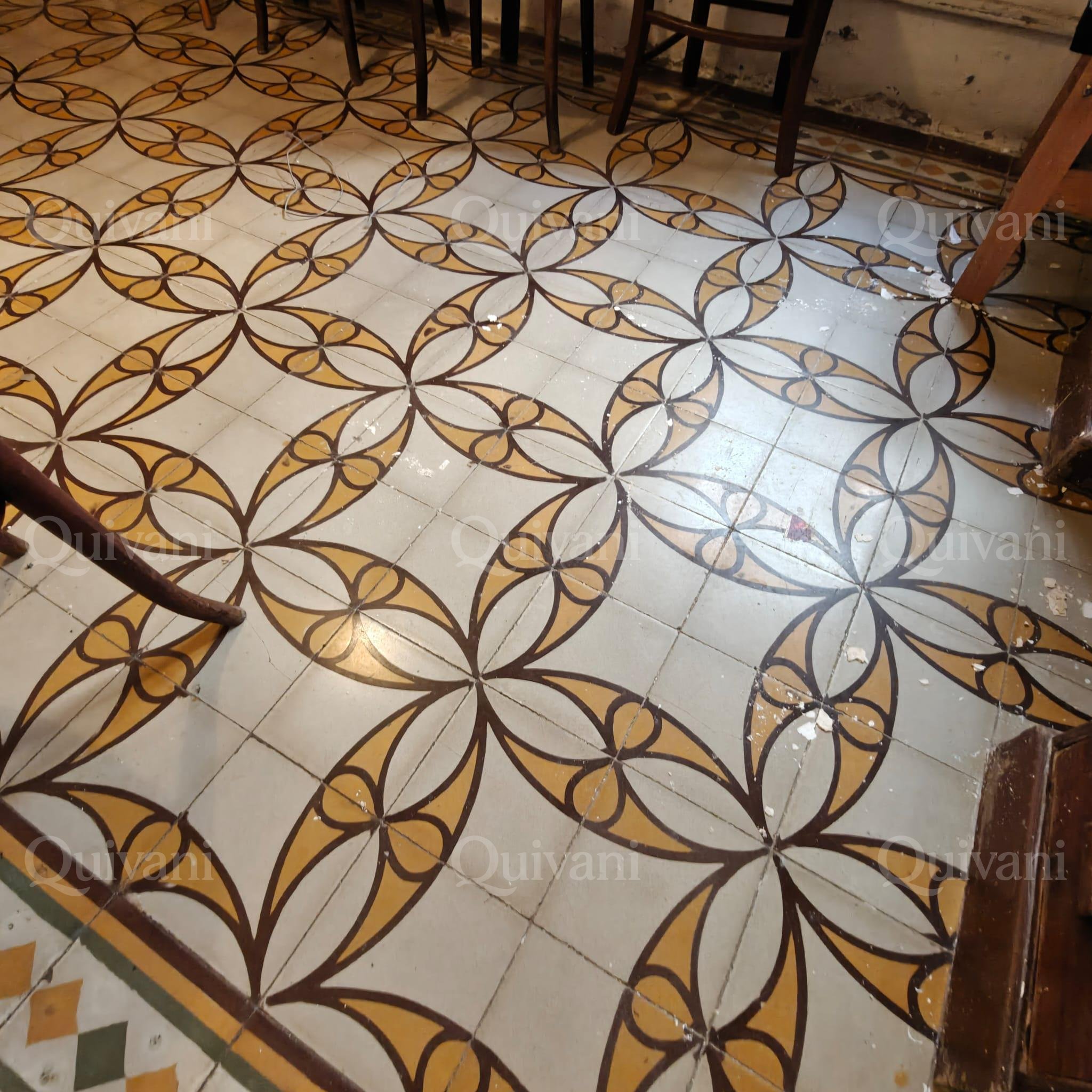 Paola, Townhouse
