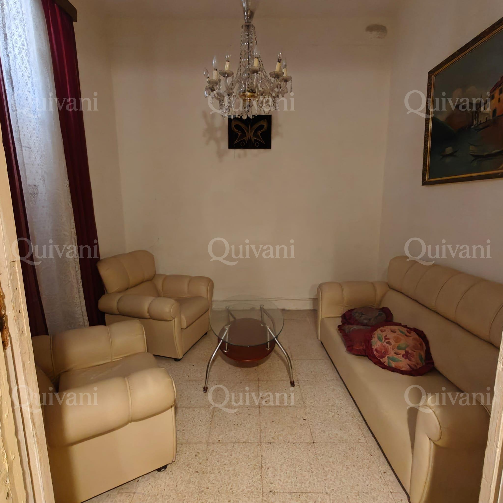 Paola, Townhouse