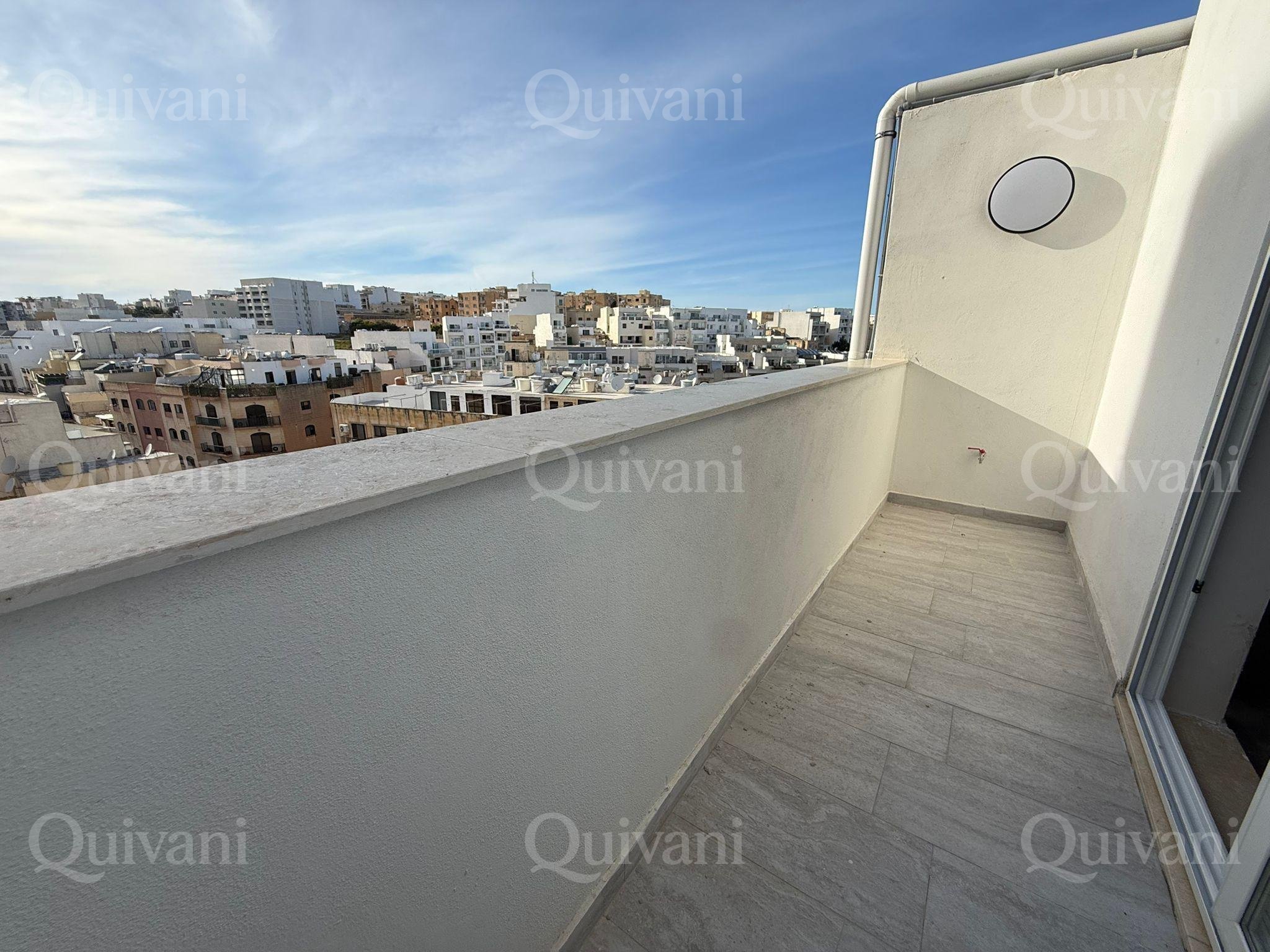 St Julians, Penthouse