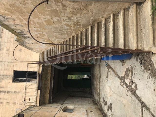 Luqa, Site (Commercial)