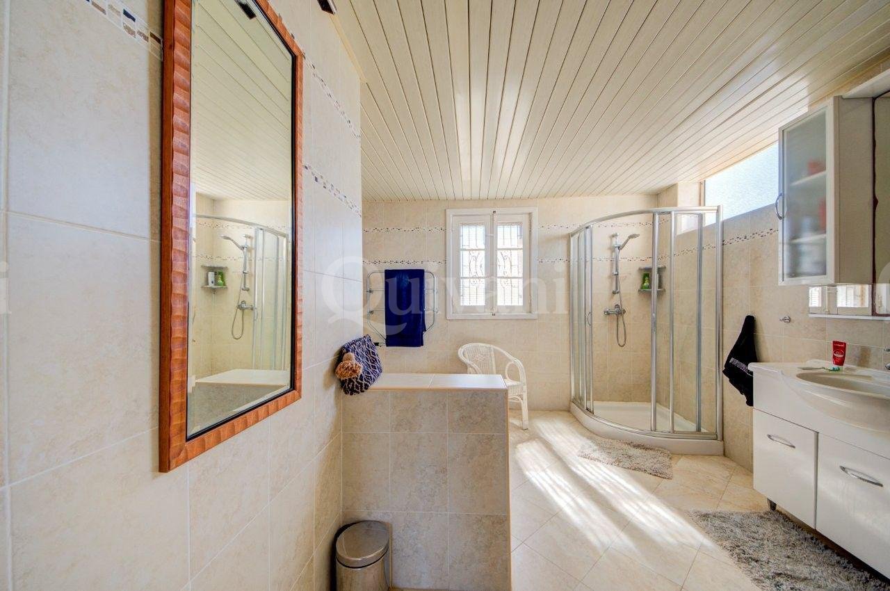 Converted Farmhouse with Pool, land and garage